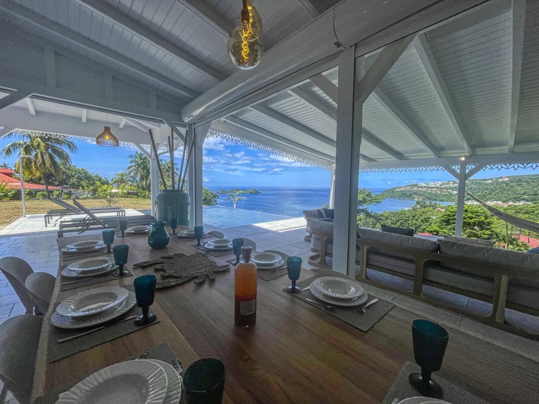 10.Location villa piscine vue mer Bouillante Guadeloupe_Terrasse vue mer